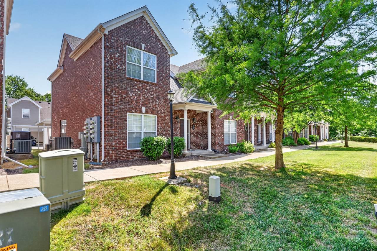 https://bt-photos.global.ssl.fastly.net/nashville/1280_boomver_1_RTC3216500-1.jpg