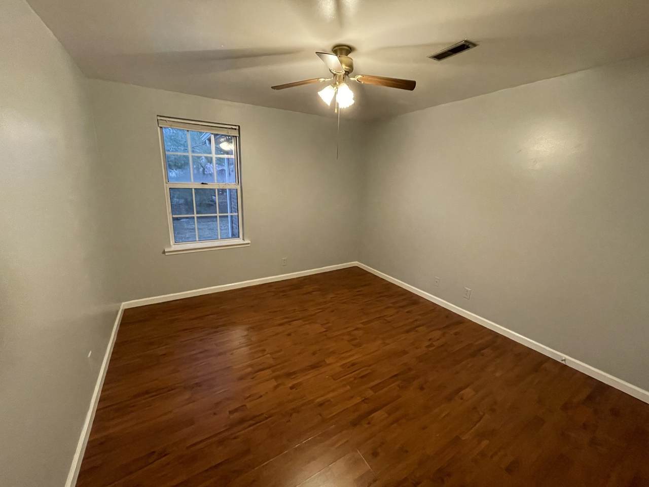 https://bt-photos.global.ssl.fastly.net/nashville/1280_boomver_1_RTC3216709-1.jpg