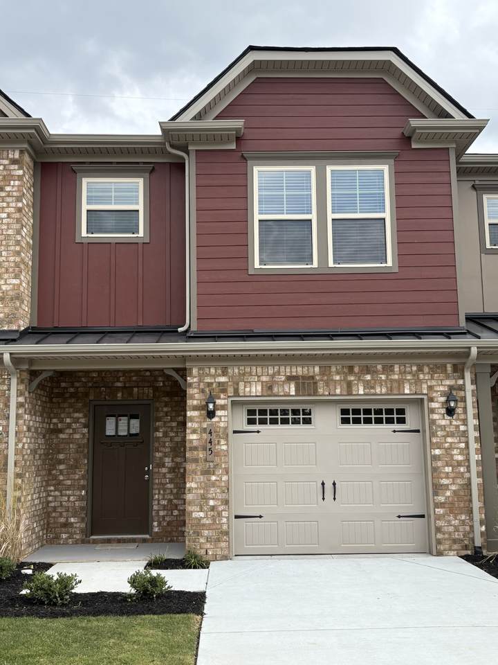 424 Slugger St - Photo 1