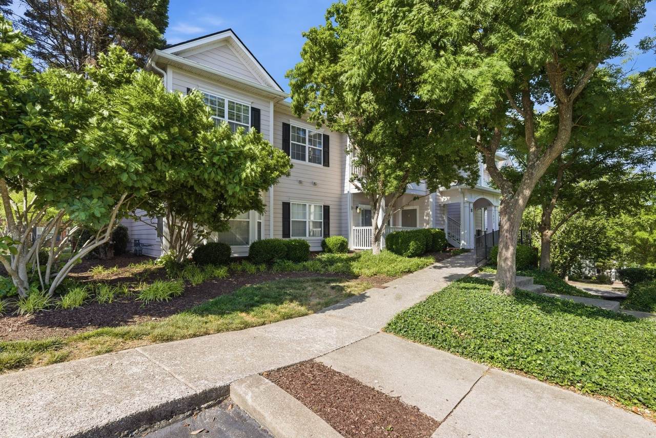 7003 Lenox Village Drive - Photo 1