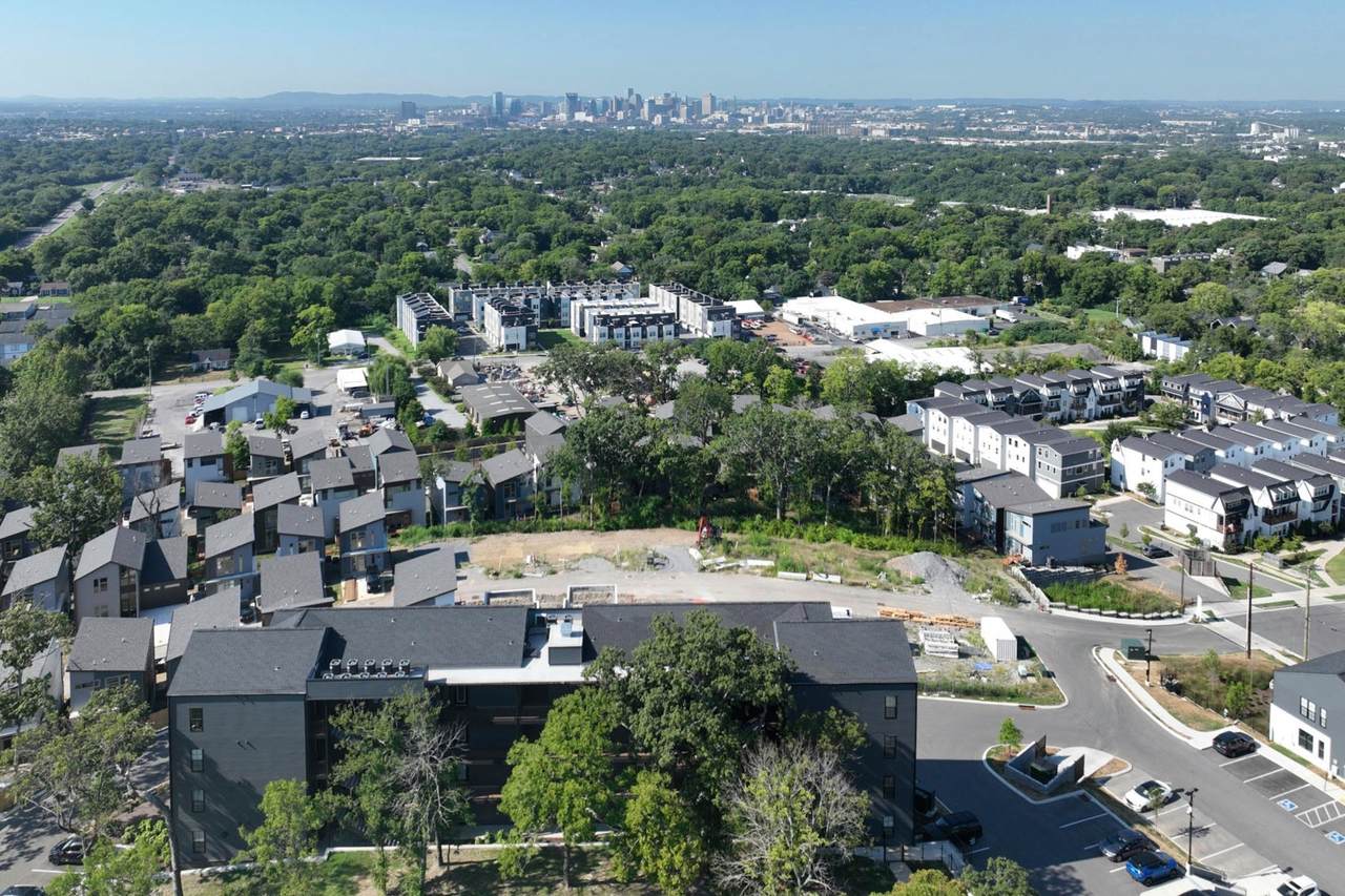 https://bt-photos.global.ssl.fastly.net/nashville/1280_boomver_1_RTC3217358-1.jpg