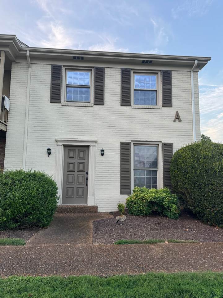 1011 Murfreesboro Rd - Photo 1