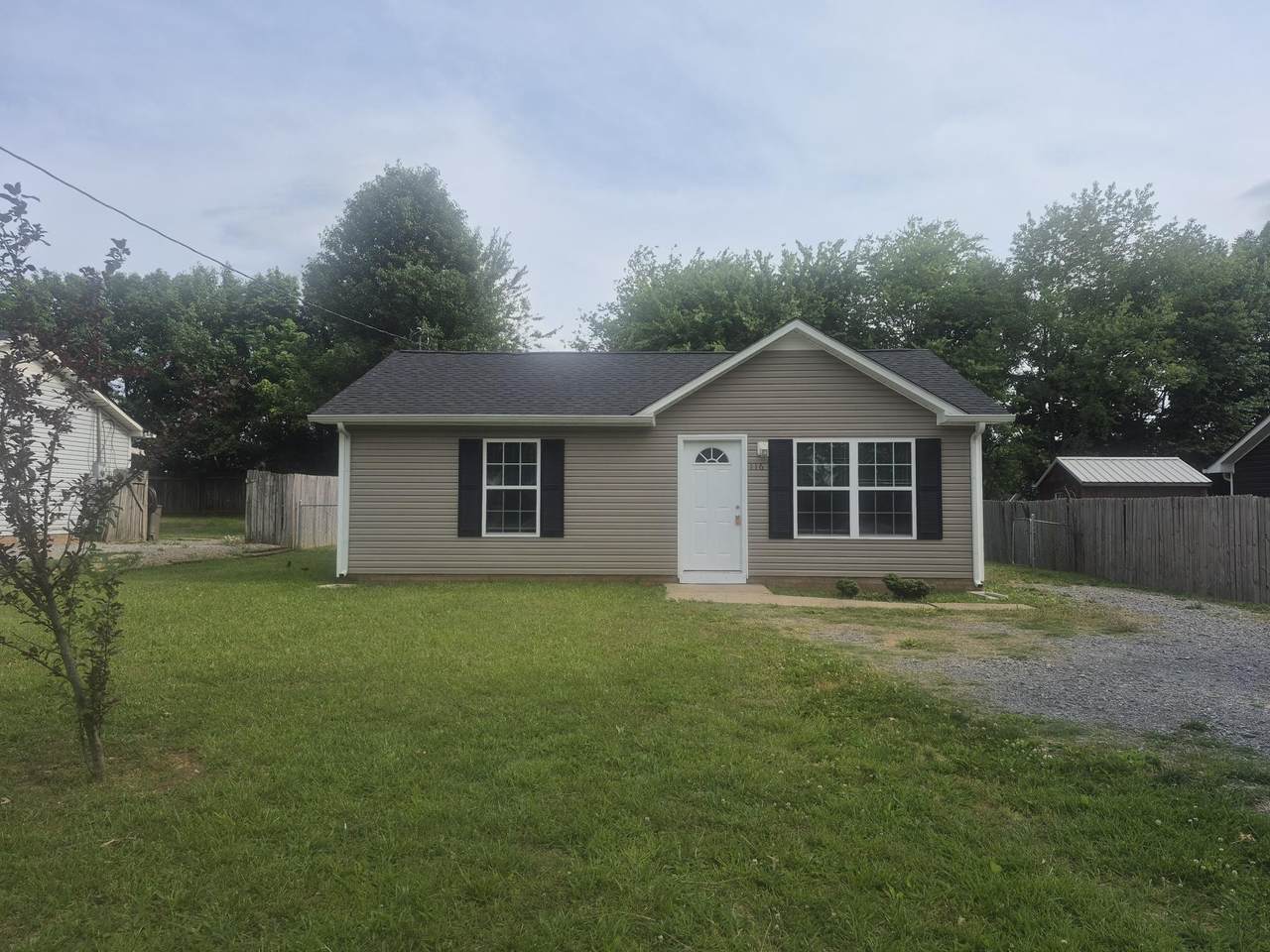 116 Gail St - Photo 1