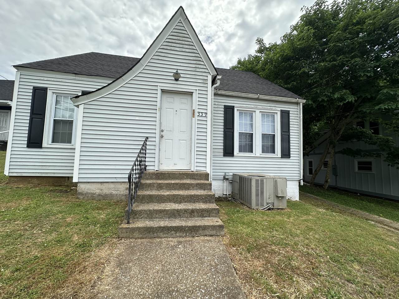339 E Washington St - Photo 1