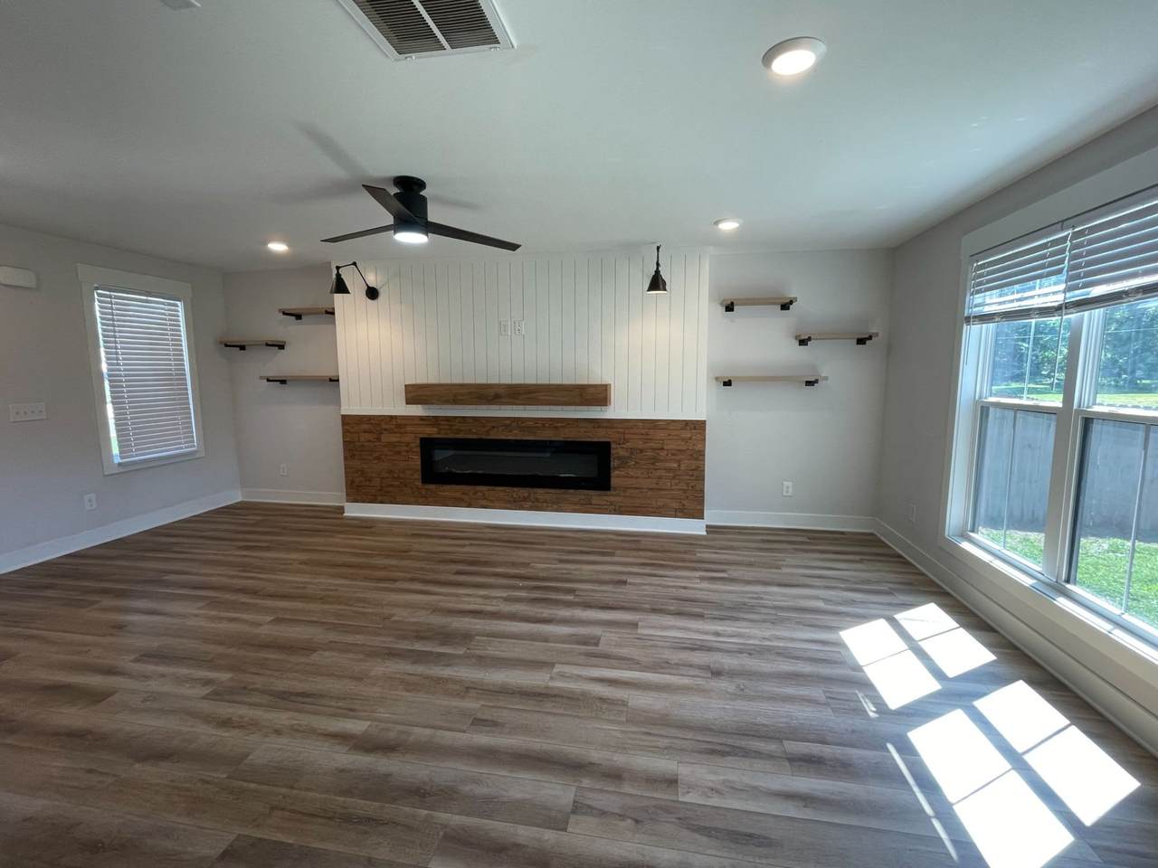 https://bt-photos.global.ssl.fastly.net/nashville/1280_boomver_1_RTC3217984-1.jpg