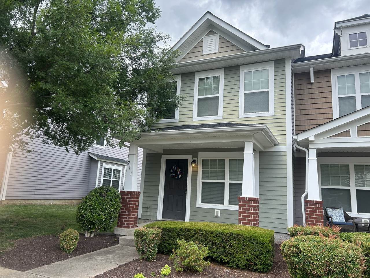 211 Killian Way - Photo 1
