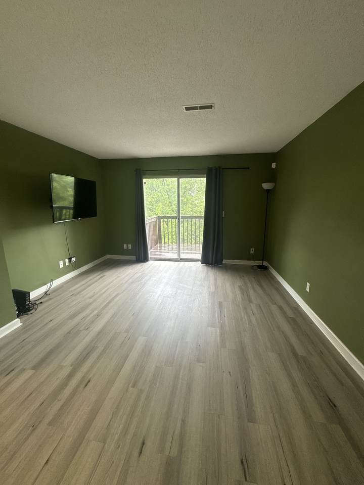 https://bt-photos.global.ssl.fastly.net/nashville/1280_boomver_1_RTC3218231-1.jpg