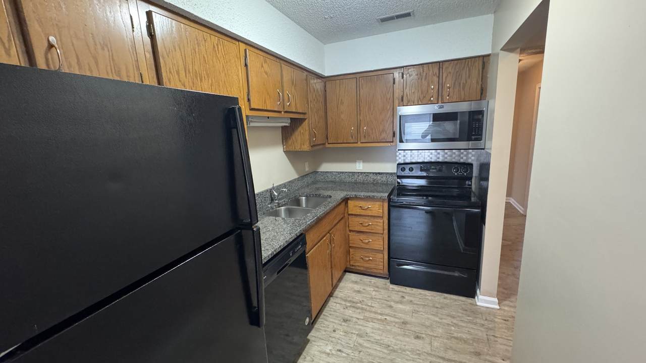 508 Patricia Ln - Photo 1