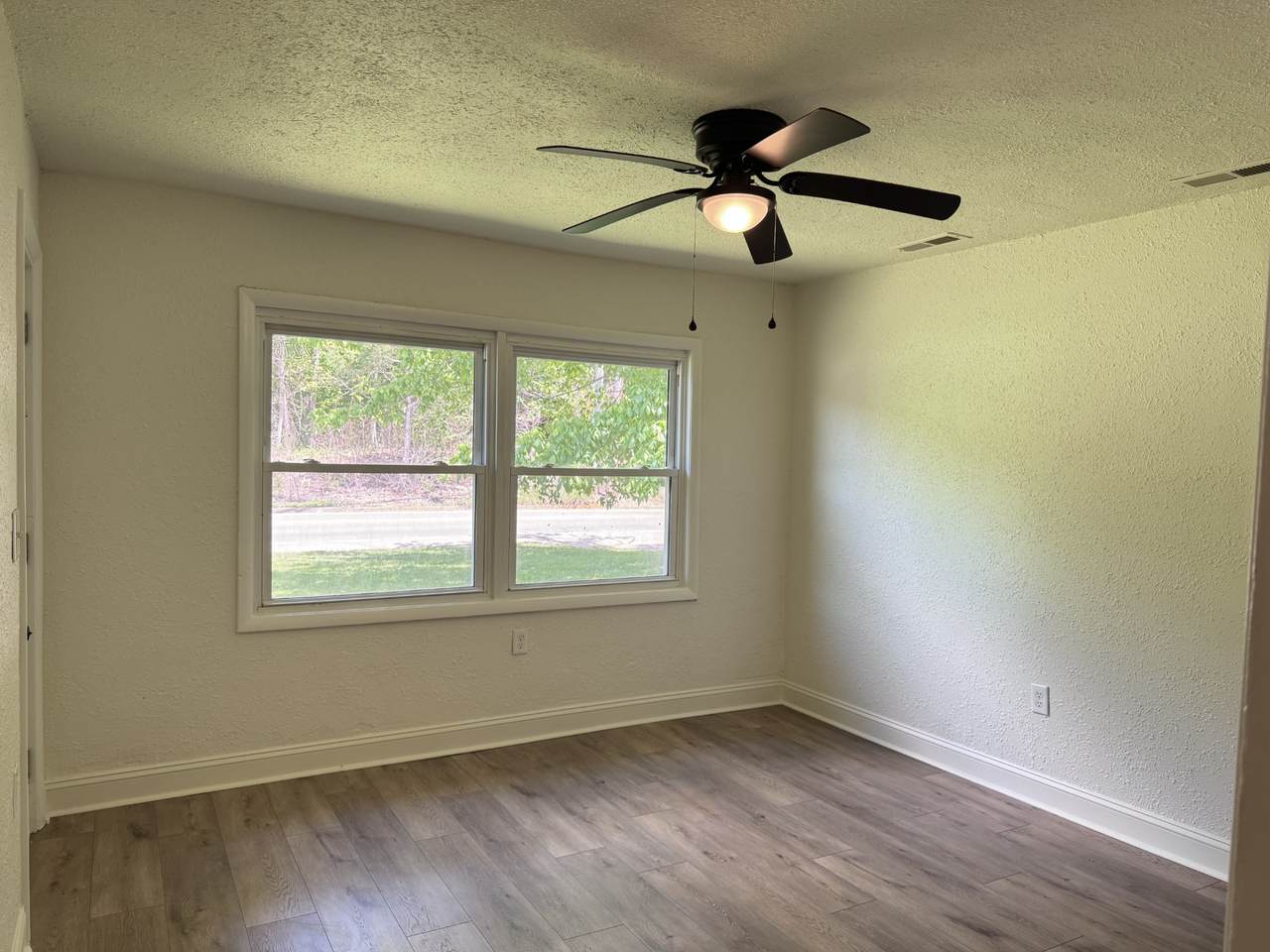 https://bt-photos.global.ssl.fastly.net/nashville/1280_boomver_1_RTC3218308-1.jpg