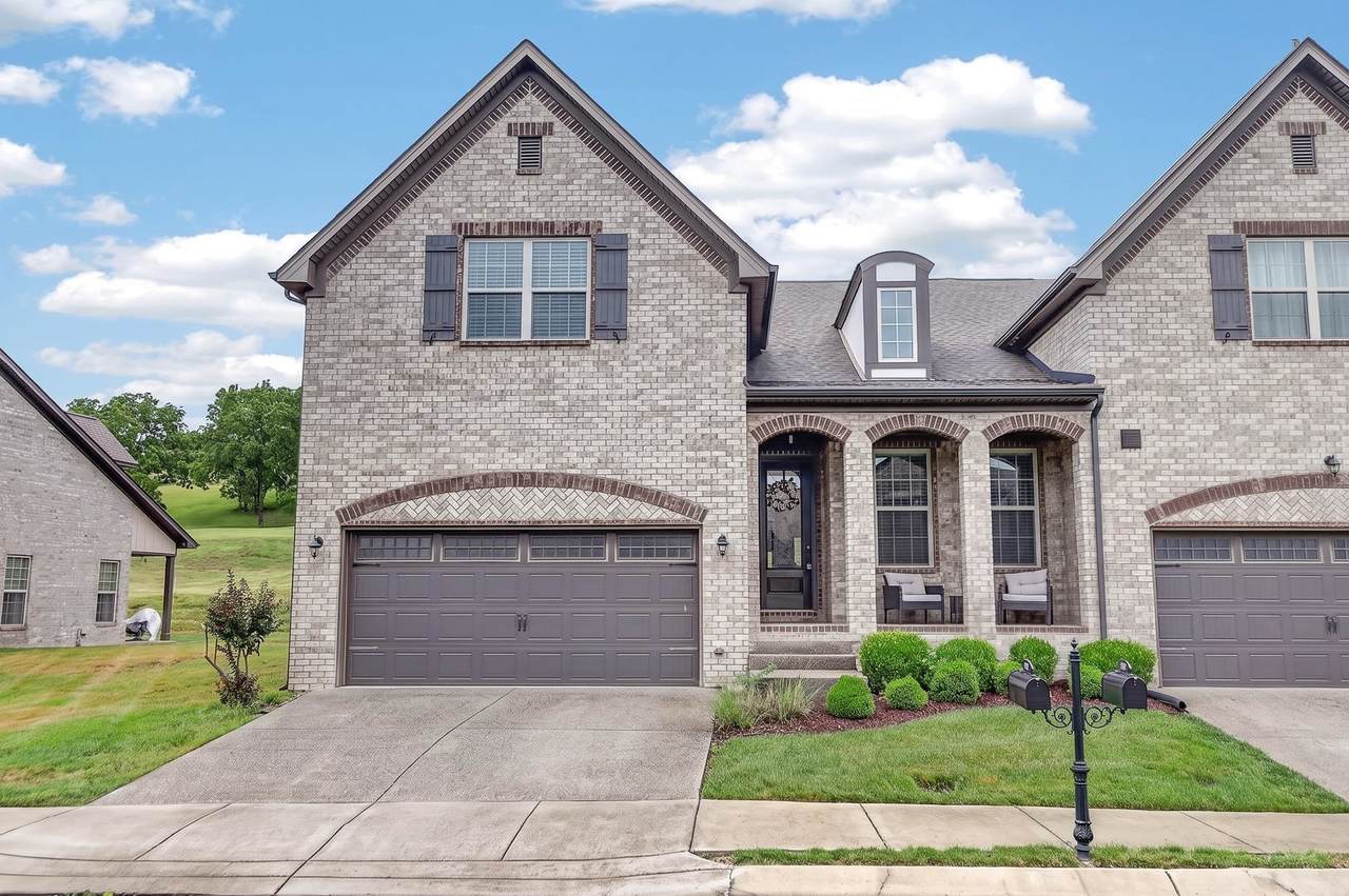 179 Village Cir - Photo 1