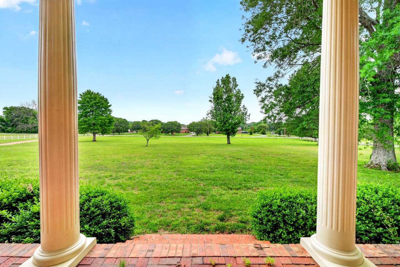 https://bt-photos.global.ssl.fastly.net/nashville/1280_boomver_1_RTC3220204-1.jpg