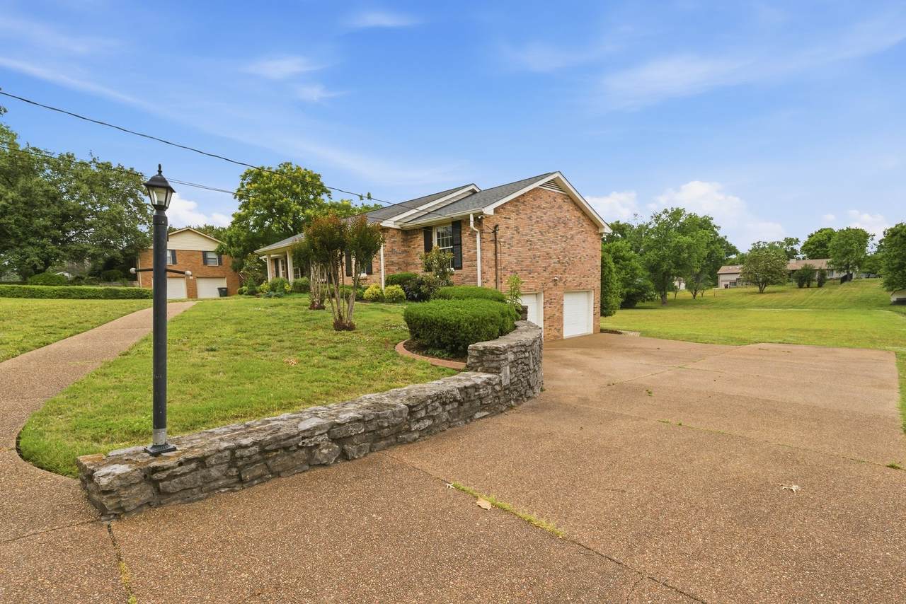 https://bt-photos.global.ssl.fastly.net/nashville/1280_boomver_1_RTC3220275-1.jpg