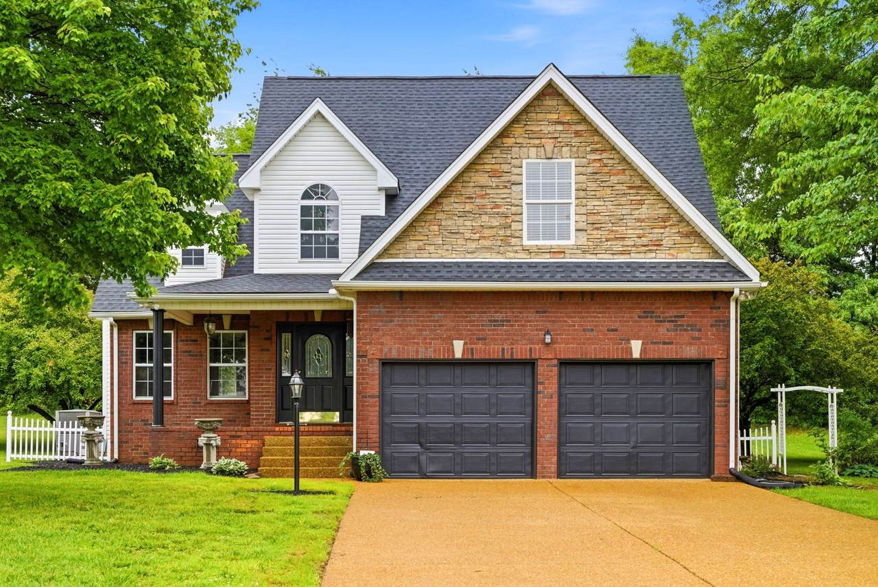 128 Cody Ct - Photo 1