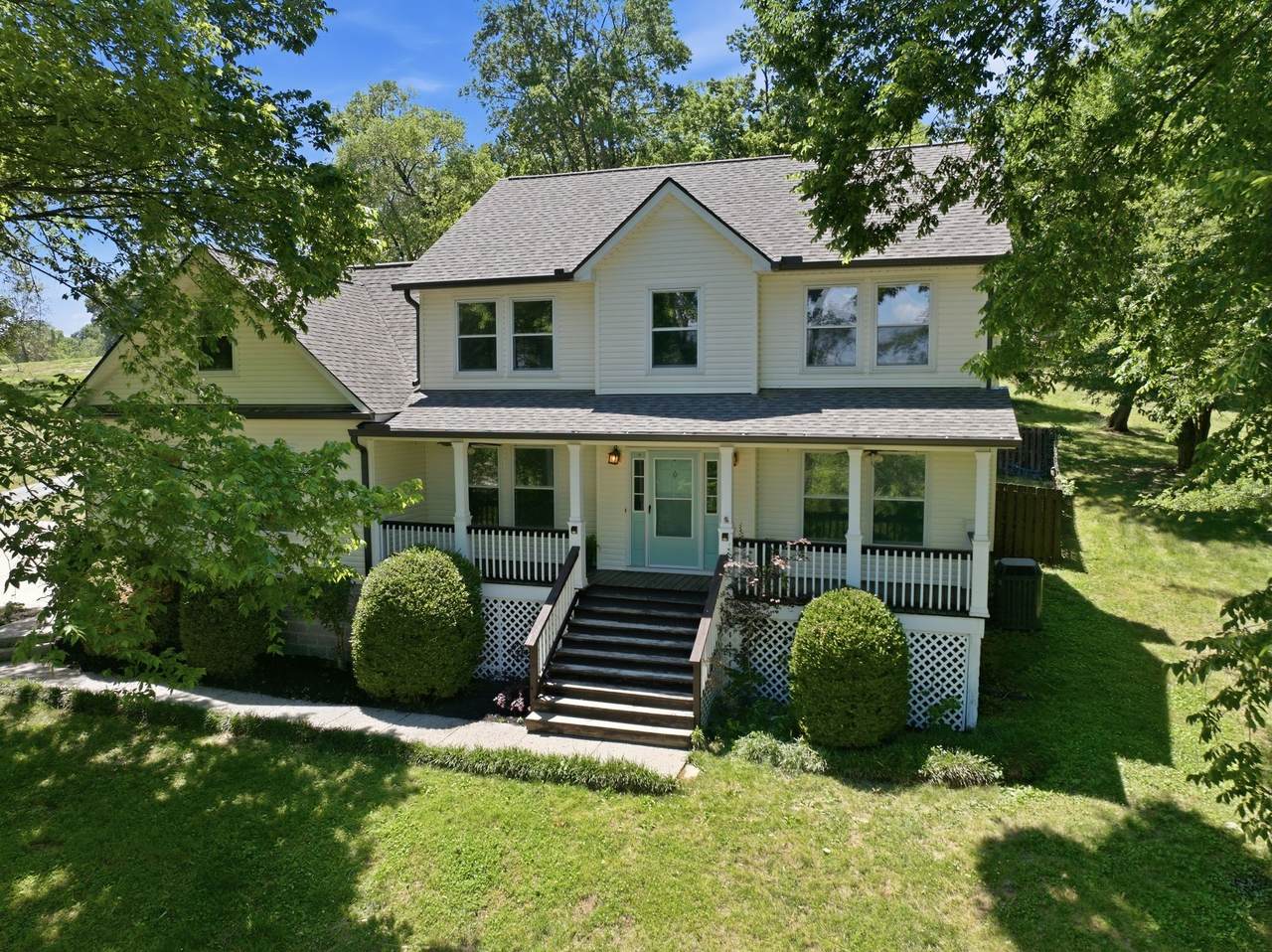 4405 Bagsby Ln - Photo 1