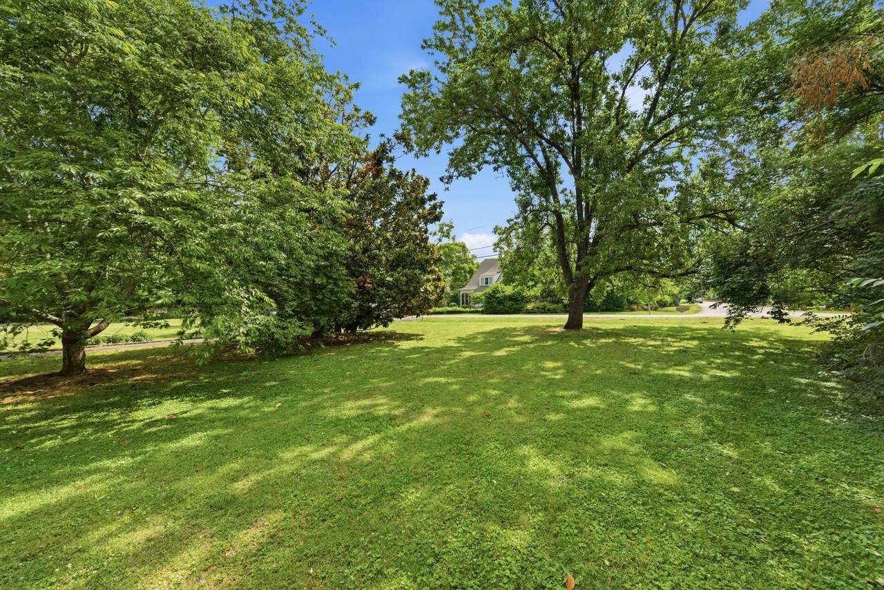 https://bt-photos.global.ssl.fastly.net/nashville/1280_boomver_1_RTC3220502-1.jpg