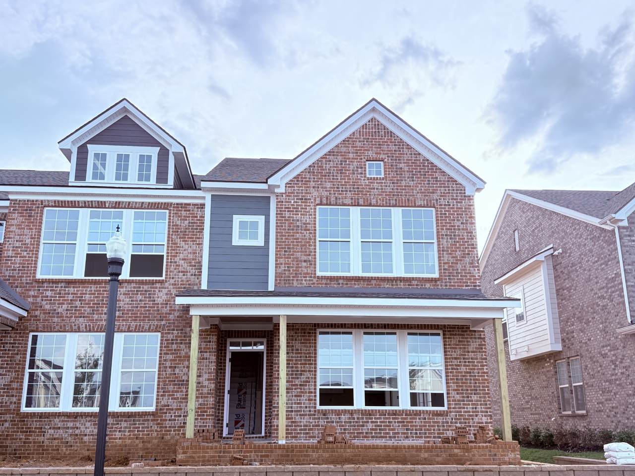 2718 Willowoak Trl - Photo 1