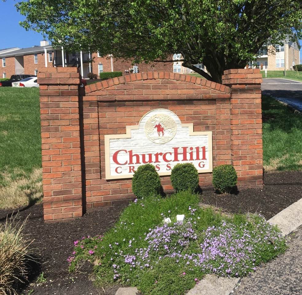 207 Churchill Xing - Photo 1