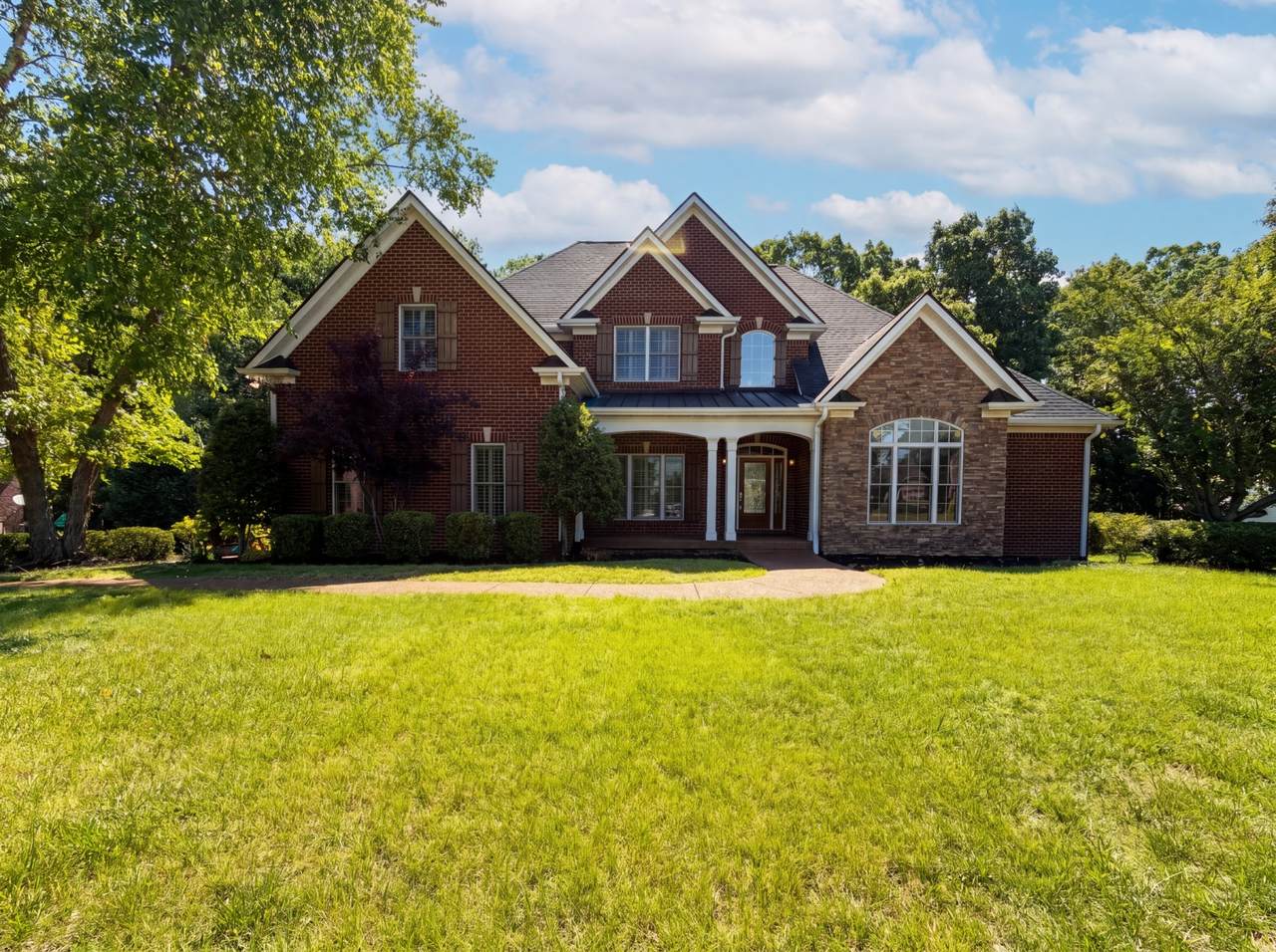 7150 Chessington Dr - Photo 1