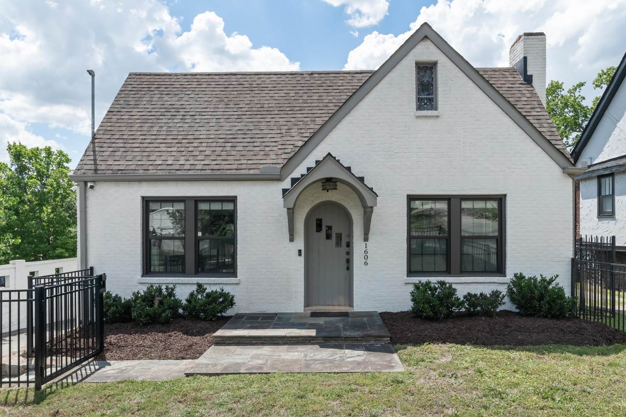 1606 Riverside Dr - Photo 1