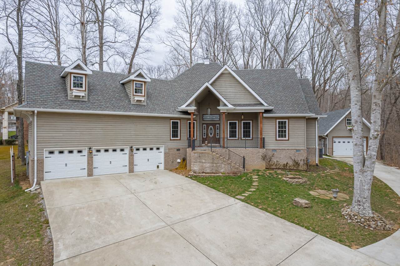 550 Laurel Crown Rd - Photo 1
