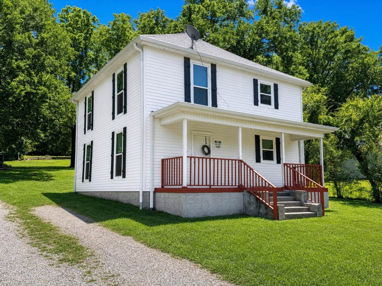 427 Childers St - Photo 1