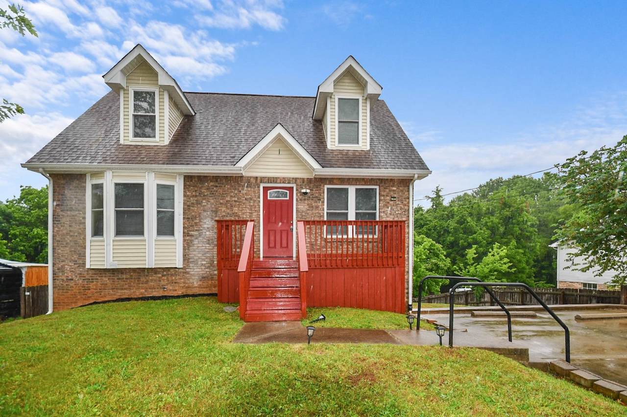 706 Green Valley Court - Photo 1