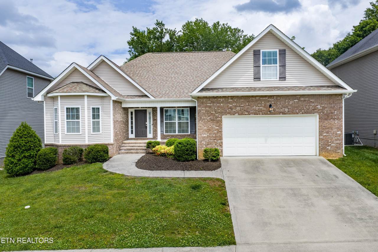2642 Sweeping Rain Lane - Photo 1