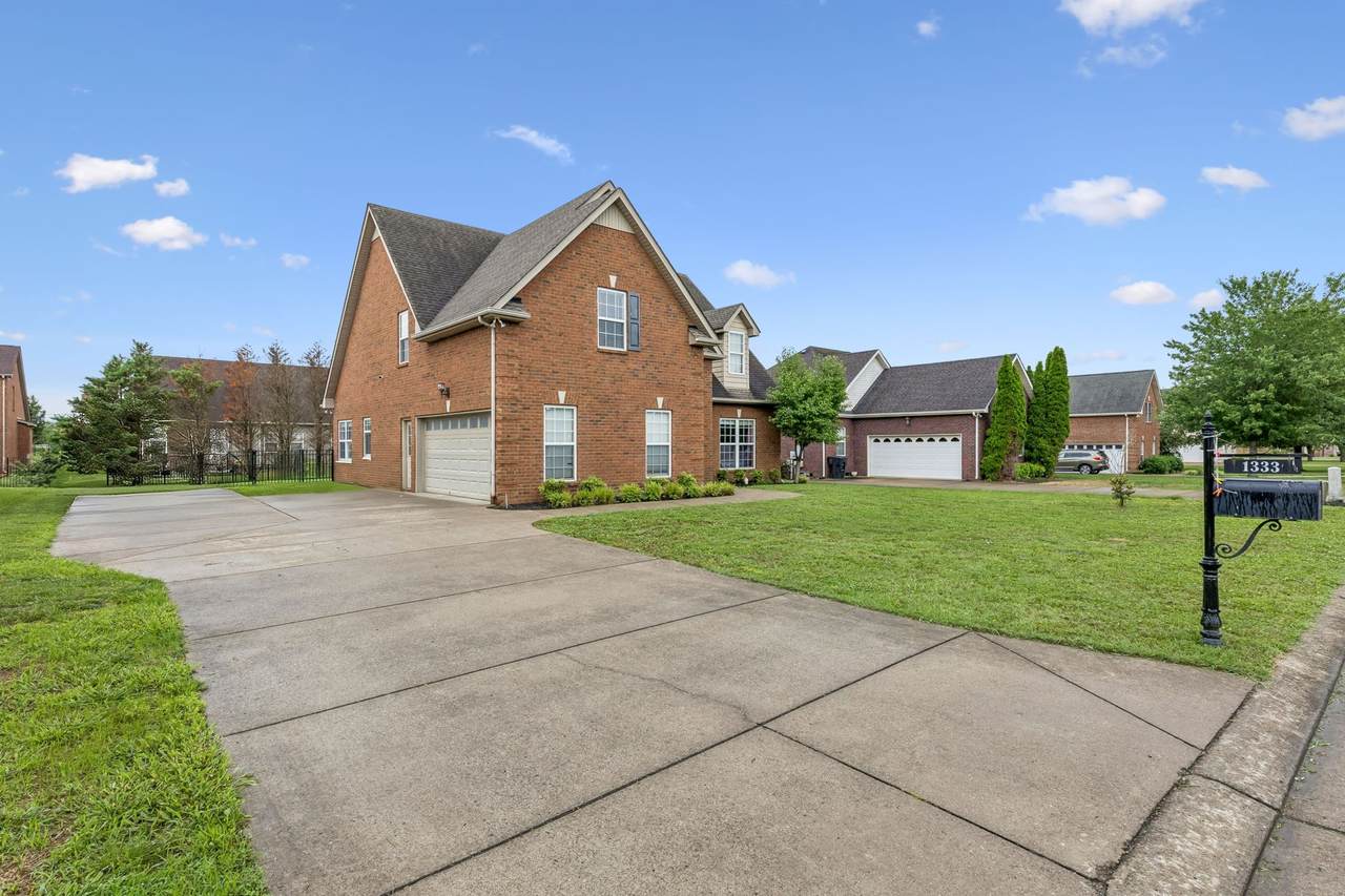 https://bt-photos.global.ssl.fastly.net/nashville/1280_boomver_1_RTC3220875-1.jpg