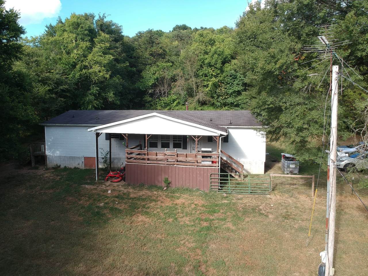 https://bt-photos.global.ssl.fastly.net/nashville/1280_boomver_1_RTC3220933-1.jpg