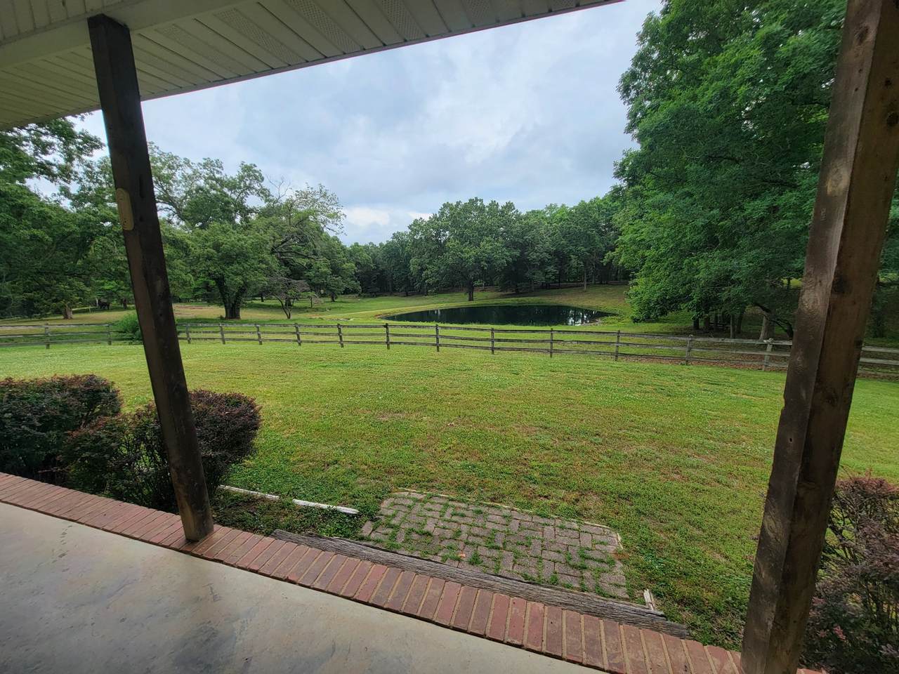 https://bt-photos.global.ssl.fastly.net/nashville/1280_boomver_1_RTC3220970-1.jpg