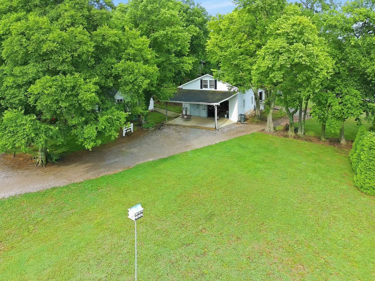 https://bt-photos.global.ssl.fastly.net/nashville/1280_boomver_1_RTC3221115-1.jpg