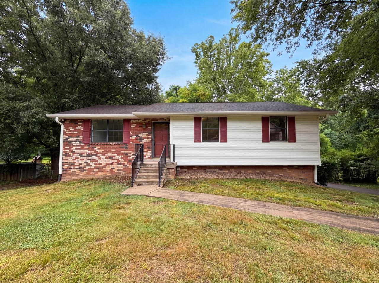 232 Lookout Dr - Photo 1