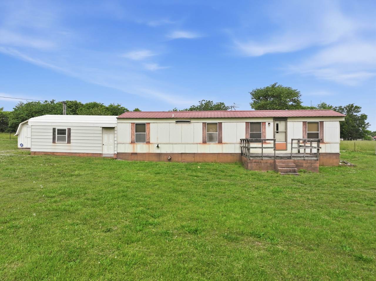 5602 Shelbyville Pike - Photo 1