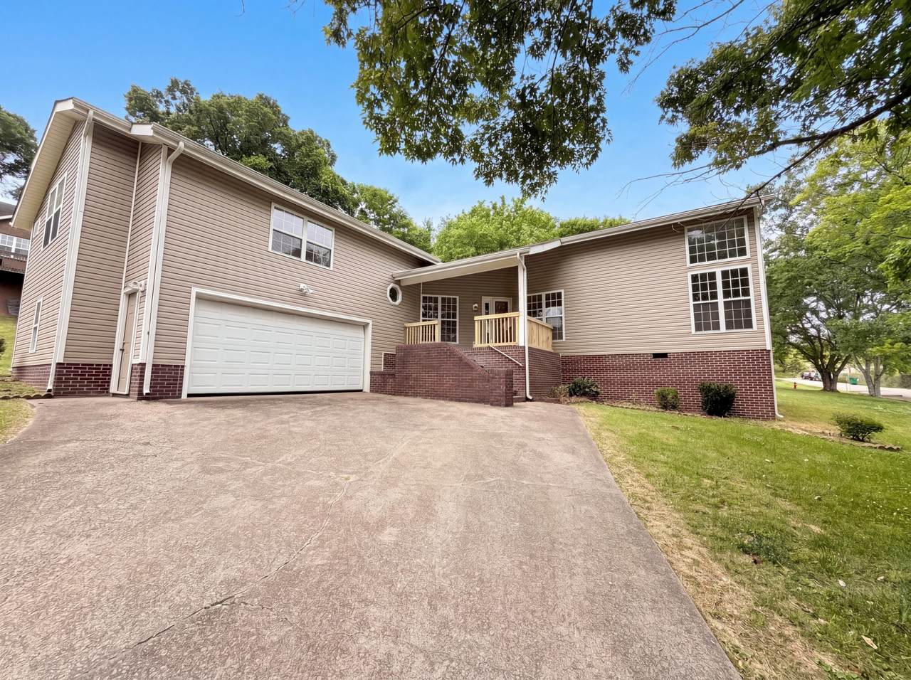 2011 Wild Cherry Dr - Photo 1