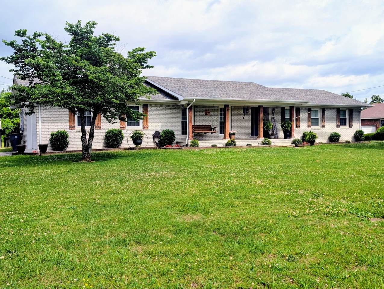 https://bt-photos.global.ssl.fastly.net/nashville/1280_boomver_1_RTC3221308-1.jpg