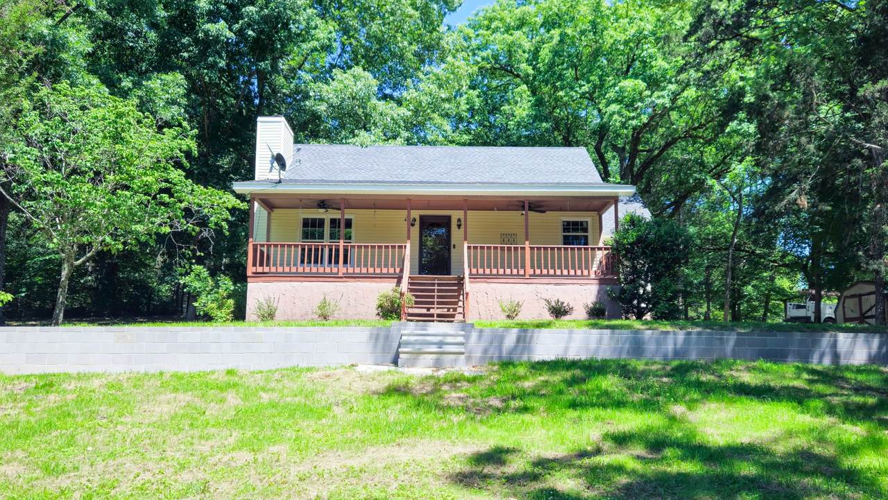 789 Holt Hollow Road - Photo 1