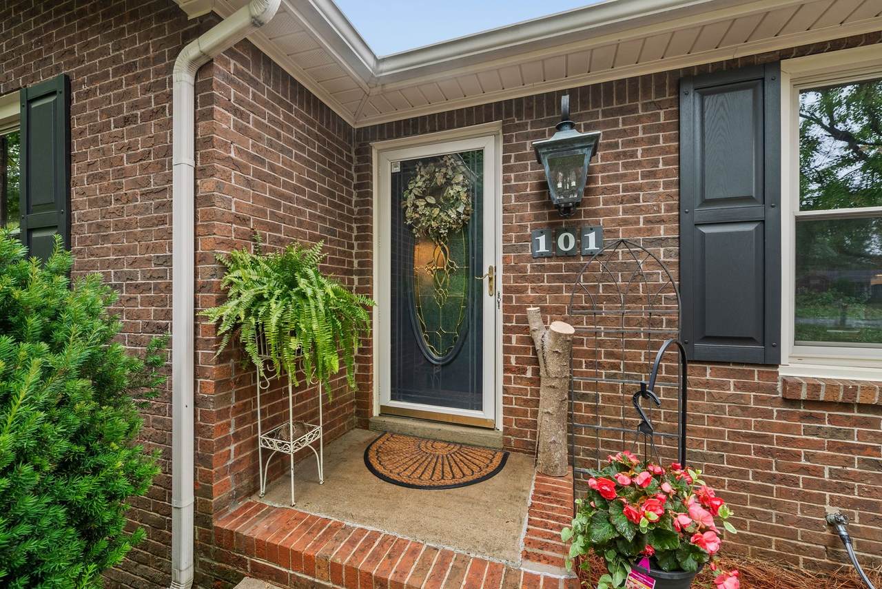 https://bt-photos.global.ssl.fastly.net/nashville/1280_boomver_1_RTC3221585-1.jpg