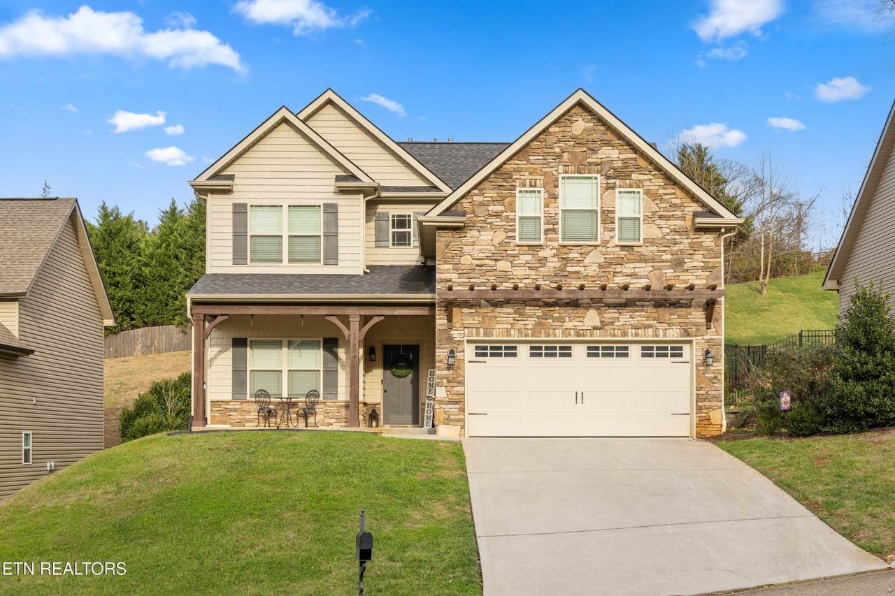 1230 Peake Lane - Photo 1