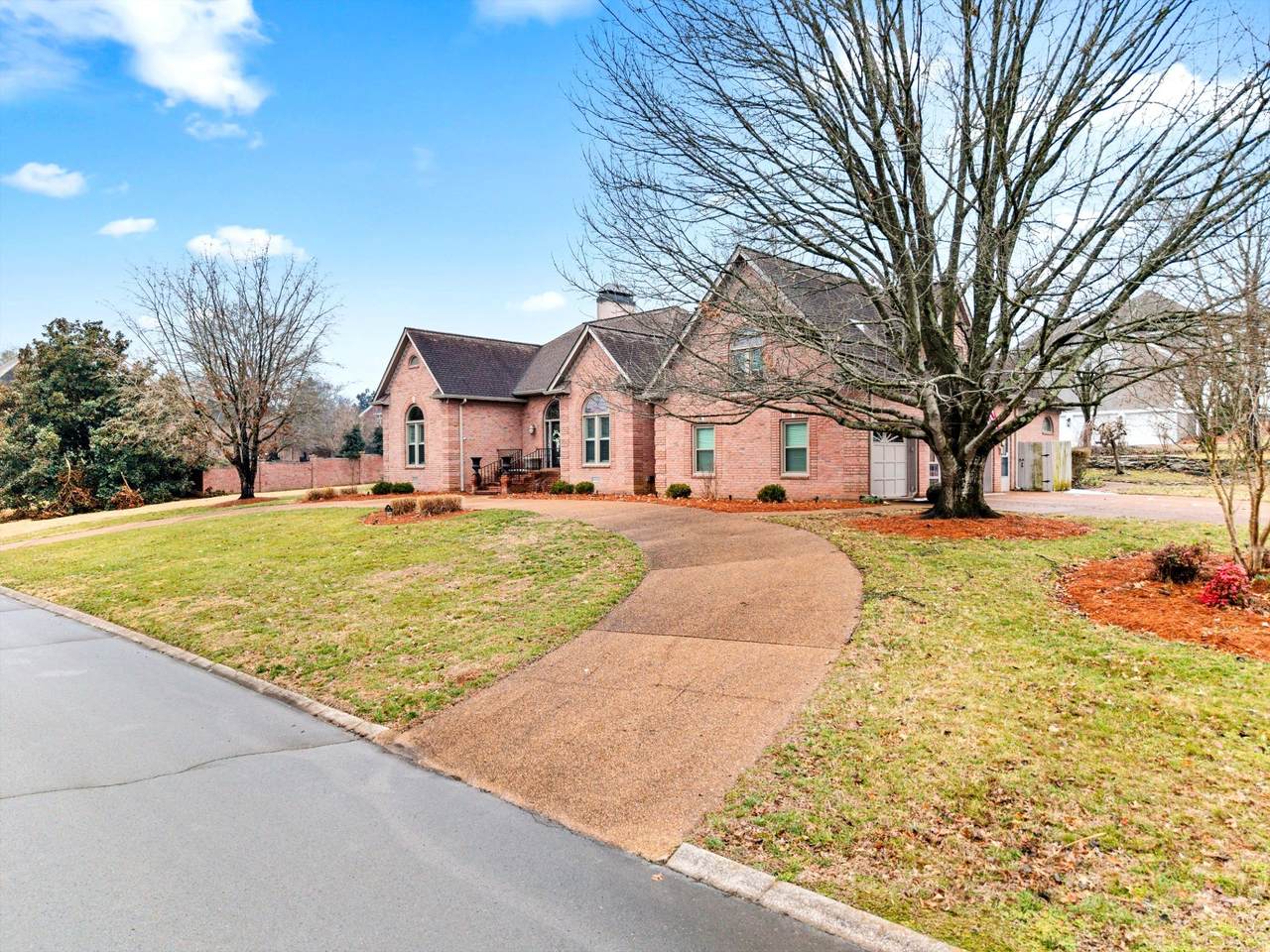 https://bt-photos.global.ssl.fastly.net/nashville/1280_boomver_1_RTC3221735-1.jpg