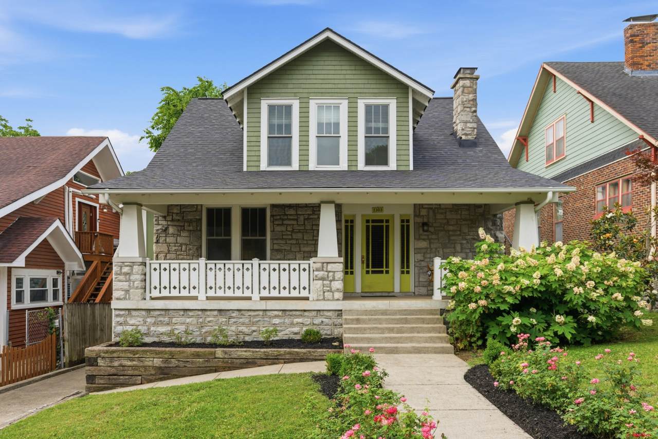 1303 Ashwood Ave - Photo 1