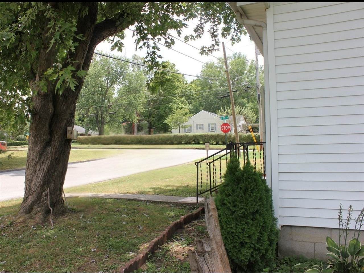 https://bt-photos.global.ssl.fastly.net/nashville/1280_boomver_1_RTC3221813-1.jpg