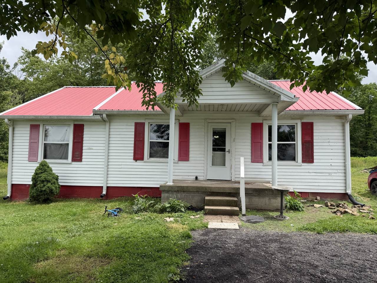 1320 Smiley Troutt Rd - Photo 1