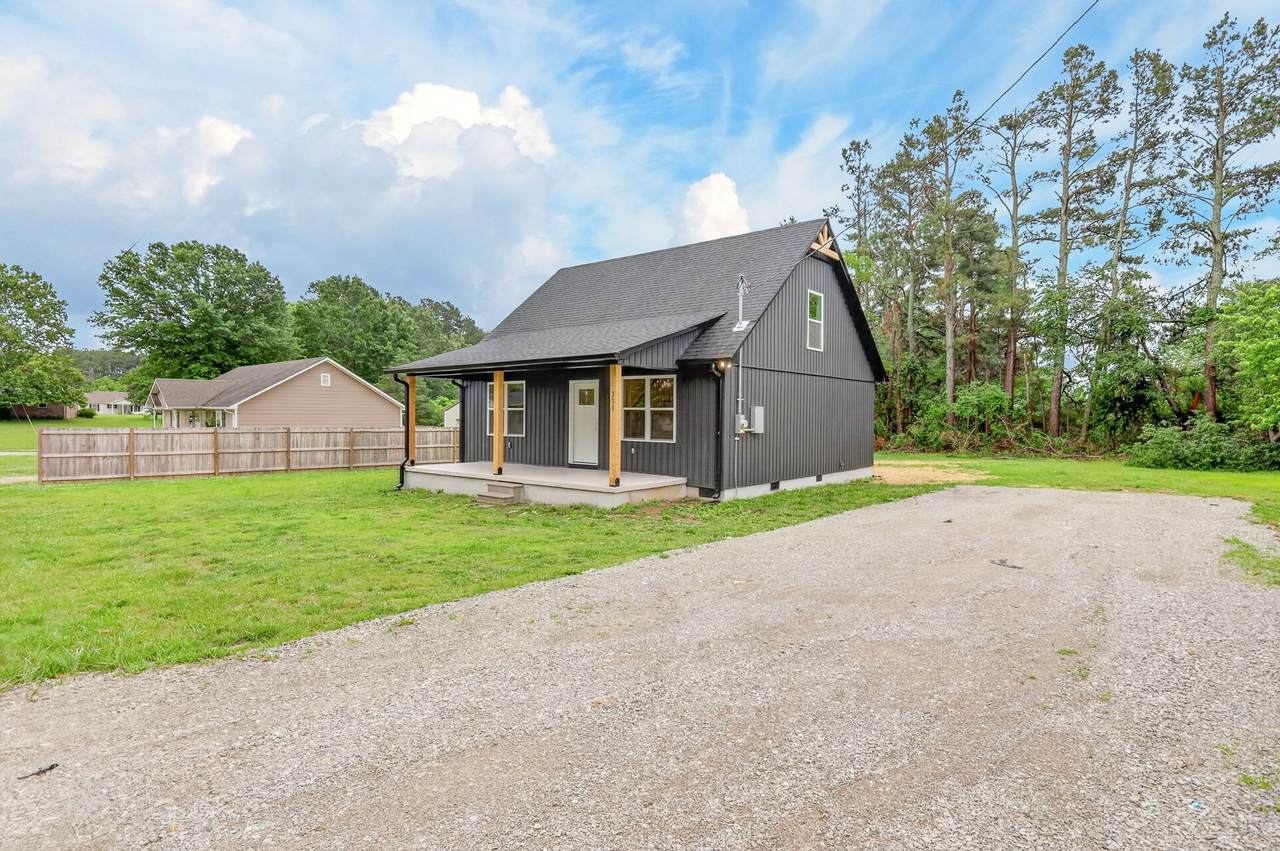 111 Blackwood Dr - Photo 1