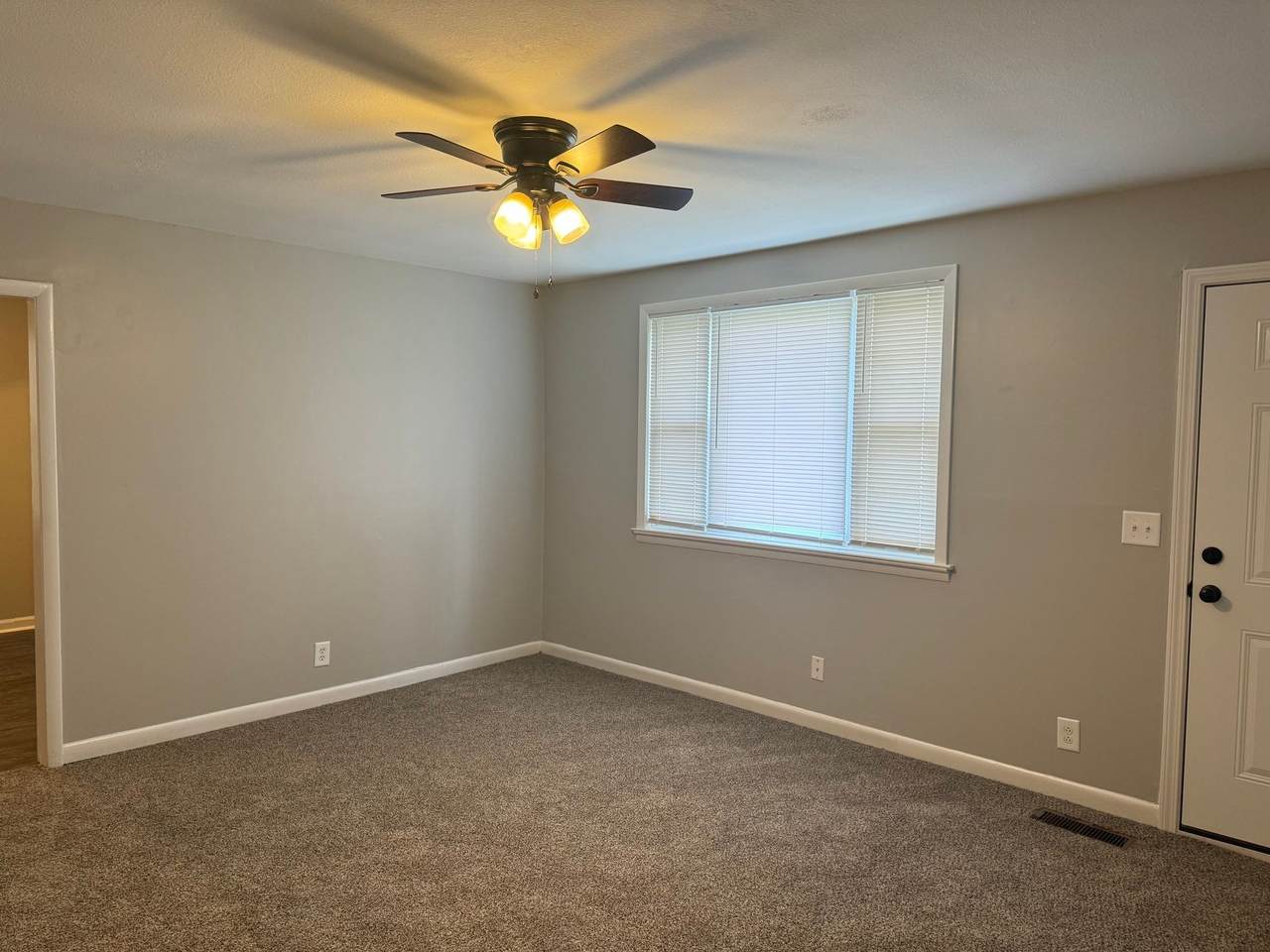 https://bt-photos.global.ssl.fastly.net/nashville/1280_boomver_1_RTC3222992-1.jpg