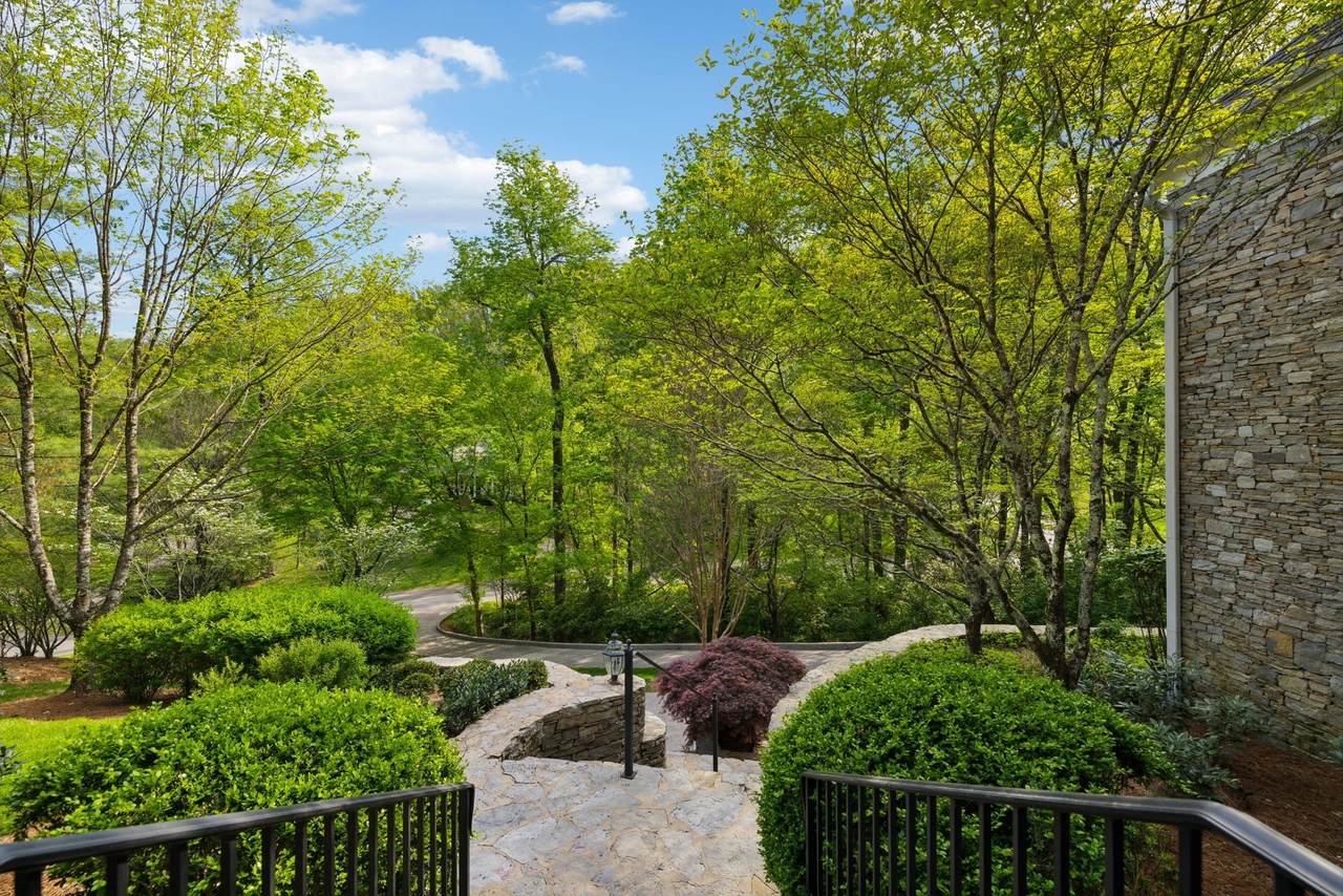 https://bt-photos.global.ssl.fastly.net/nashville/1280_boomver_1_RTC3223002-1.jpg