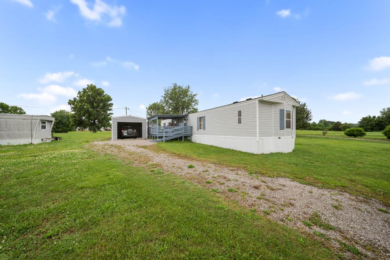 1777 Pond River Rd - Photo 1