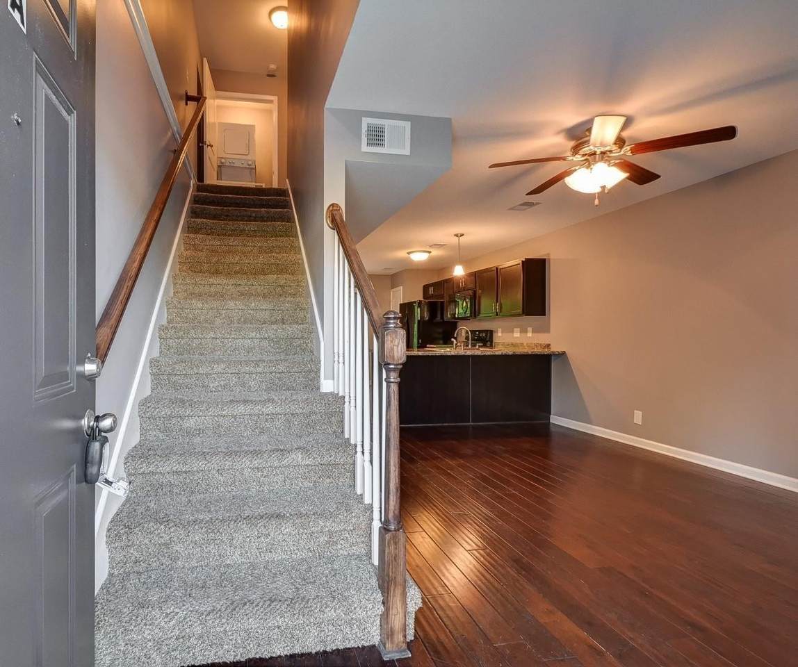 https://bt-photos.global.ssl.fastly.net/nashville/1280_boomver_1_RTC3223020-1.jpg