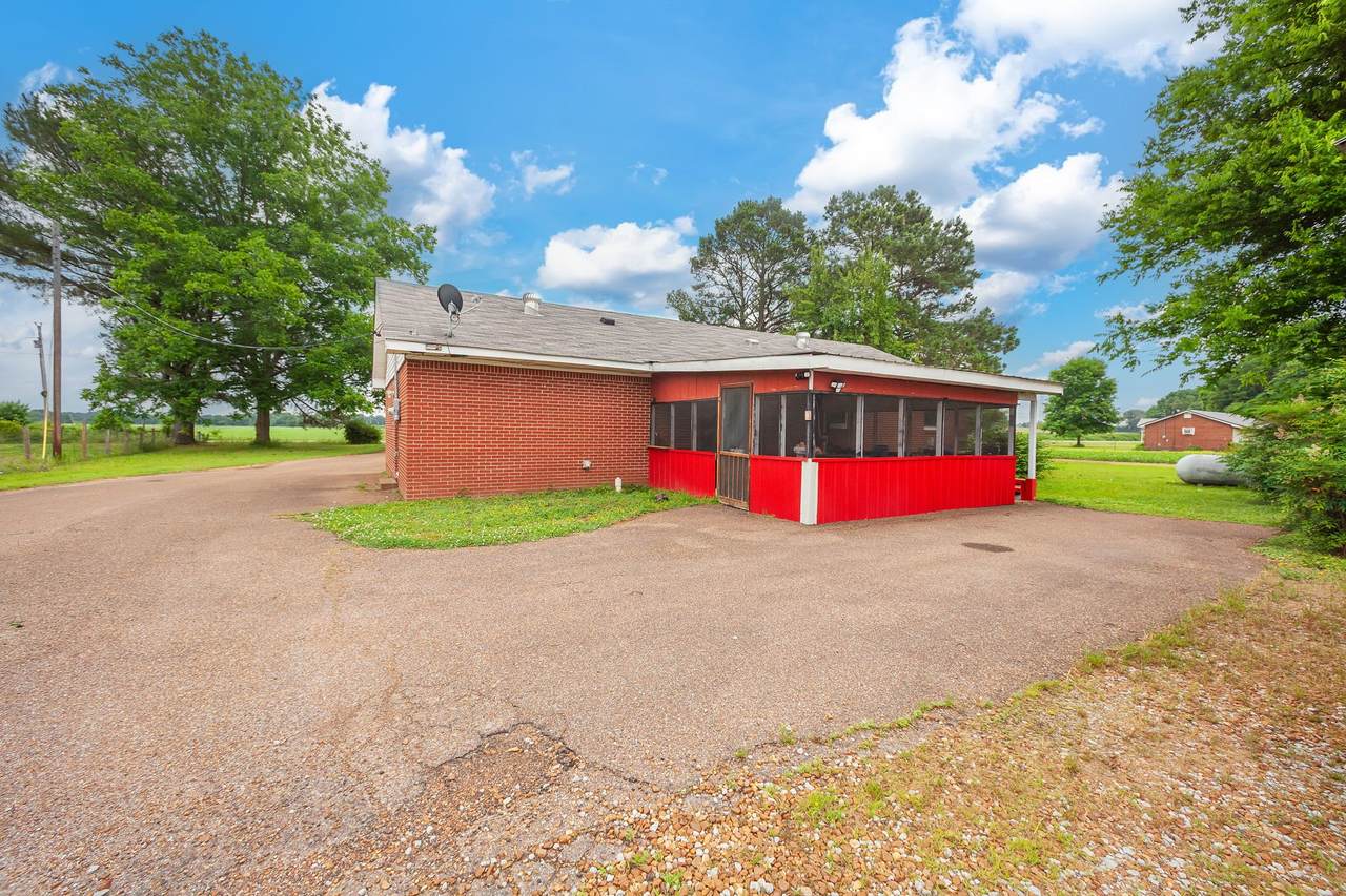 https://bt-photos.global.ssl.fastly.net/nashville/1280_boomver_1_RTC3223024-1.jpg