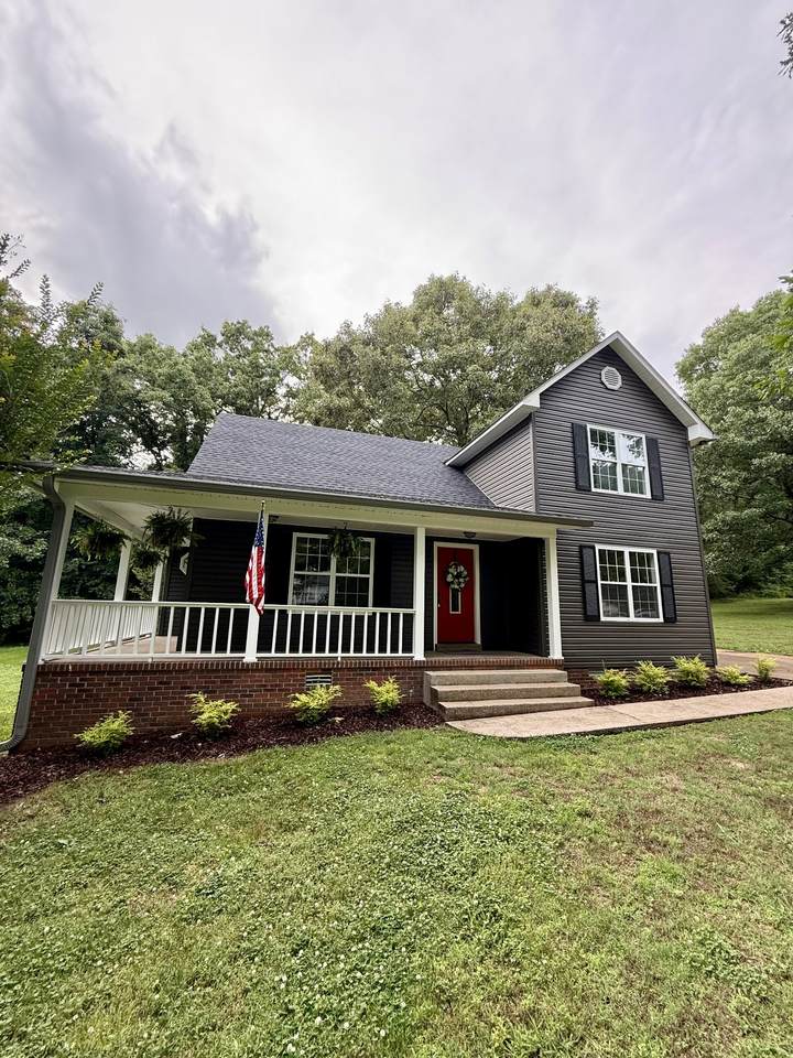 43 Hawthorne Dr - Photo 1