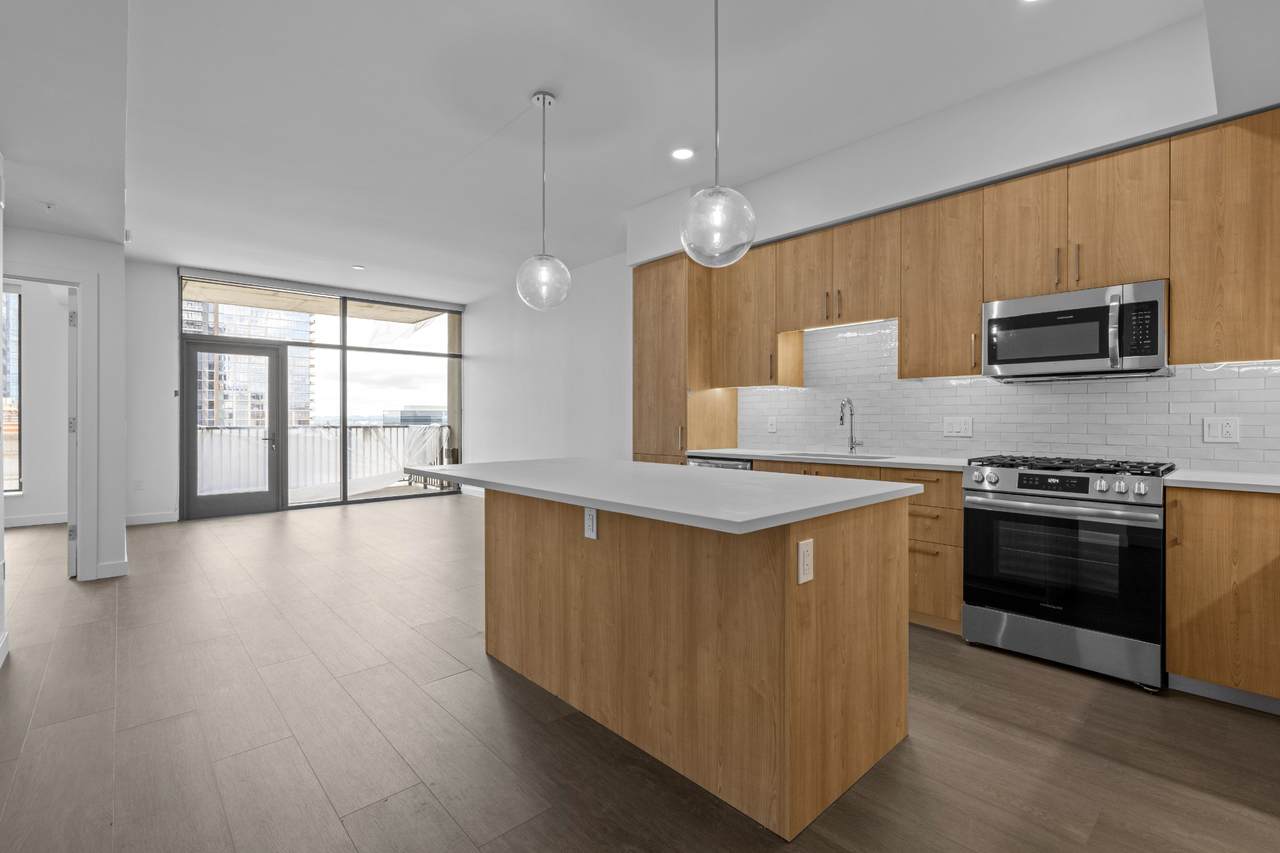 1212 Demonbreun St - Photo 1